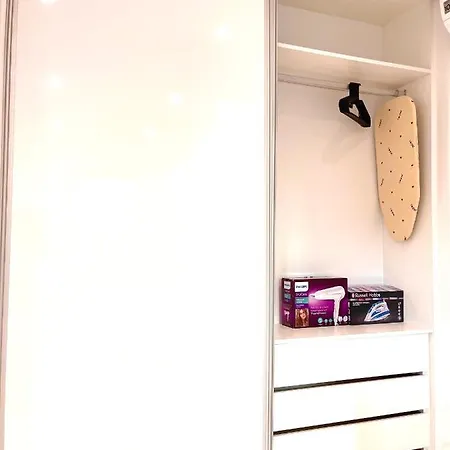 Gibraltar Central Suites Apartment
