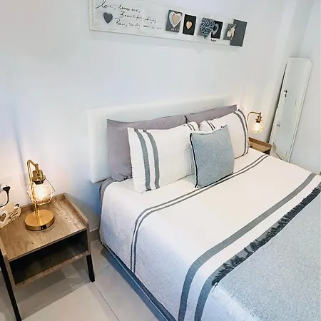 Gibraltar Central Suites * Gibraltar